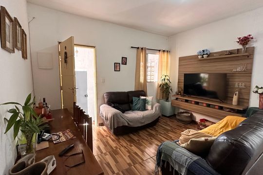 Casa à venda com 3 quartos, 125m² em Jardim São Luís, São Paulo
