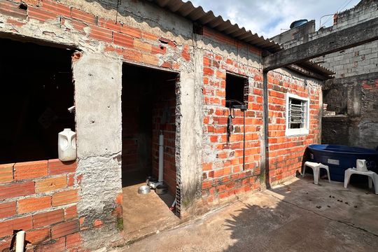 Casa à venda com 3 quartos, 125m² em Jardim São Luís, São Paulo