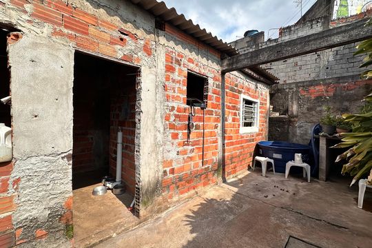 Casa à venda com 3 quartos, 125m² em Jardim São Luís, São Paulo