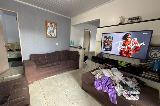Casa à venda com 3 quartos, 200m² em Qr 421, Brasília