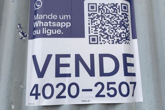 Casa à venda com 3 quartos, 200m² em Qr 421, Brasília