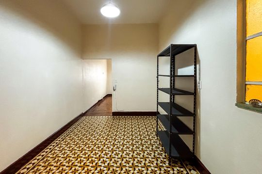 Cozinha de apartamento para alugar com 1 quarto, 90m² em Pinheiros, São Paulo