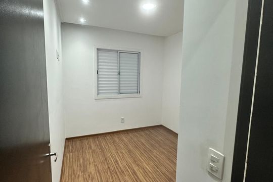 Quarto 1 de apartamento para alugar com 2 quartos, 45m² em Petrópolis, Cotia