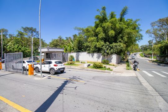 Fachada do condomínio de apartamento para alugar com 2 quartos, 45m² em Recanto Vista Alegre, Cotia