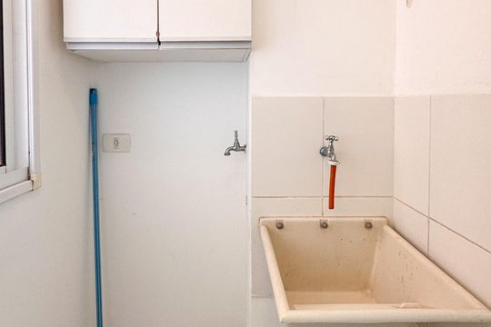Área de Serviço de apartamento à venda com 2 quartos, 56m² em Conjunto Residencial Pombeva, São Bernardo do Campo