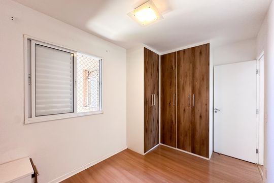 Quarto 2 de apartamento à venda com 2 quartos, 56m² em Conjunto Residencial Pombeva, São Bernardo do Campo
