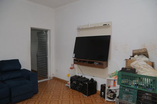 Sala de casa à venda com 1 quarto, 130m² em Vila Nitro Operaria, São Paulo