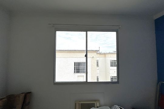 Quarto 1 de apartamento para alugar com 2 quartos, 43m² em Bonsucesso, Rio de Janeiro