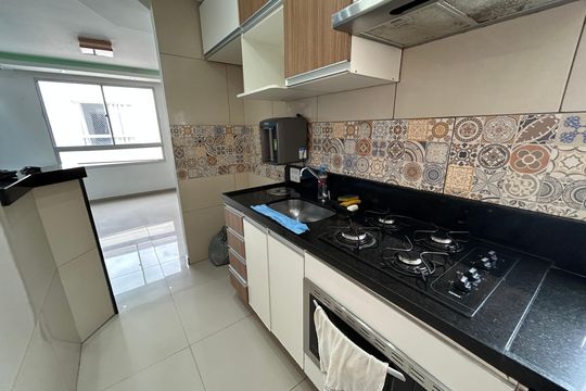Cozinha de apartamento para alugar com 2 quartos, 43m² em Bonsucesso, Rio de Janeiro