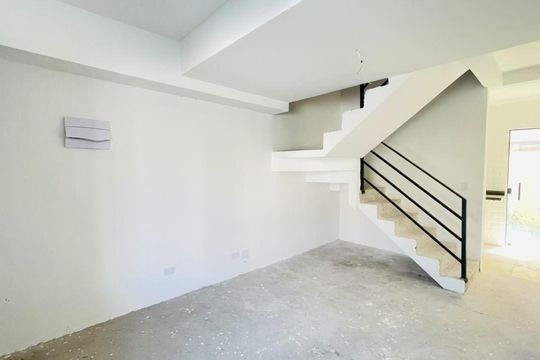 Casa de Condomínio para alugar com 2 quartos, 55m² em Portal do Santa Paula, Cotia