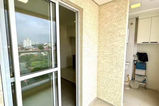 Varanda da Sala de apartamento para alugar com 2 quartos, 45m² em Vila Galvão, Guarulhos