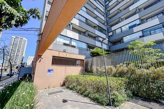 Fachada com Plaquinha de kitnet/studio à venda com 1 quarto, 24m² em Tatuapé, São Paulo