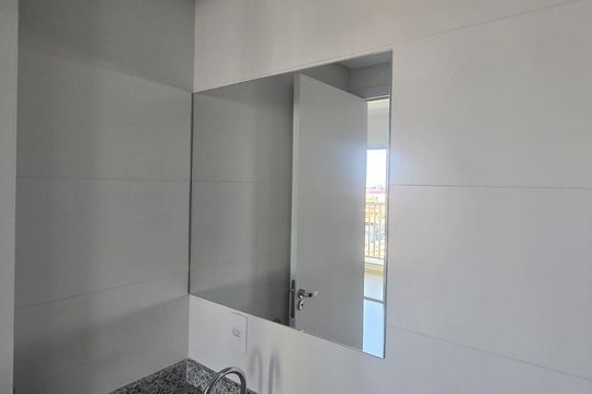 Banheiro Social de apartamento para alugar com 2 quartos, 45m² em Vila Galvão, Guarulhos