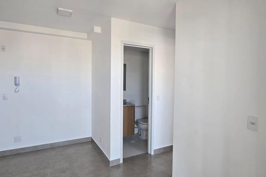 Sala  de apartamento para alugar com 2 quartos, 45m² em Vila Galvão, Guarulhos