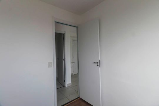 Apartamento à venda com 2 quartos, 32m² em Parque Sao Rafael, São Paulo