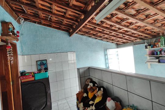 Casa à venda com 6 quartos, 197m² em Parque Guarani, São Paulo
