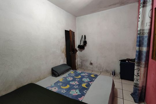 Casa à venda com 6 quartos, 197m² em Parque Guarani, São Paulo
