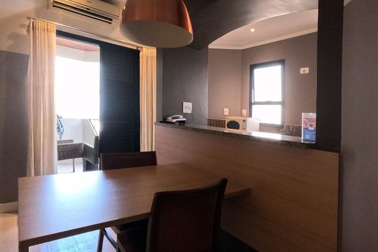 Sala de apartamento para alugar com 1 quarto, 50m² em Gonzaga, Santos