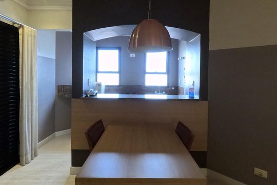 Cozinha Americana de apartamento para alugar com 1 quarto, 50m² em Gonzaga, Santos