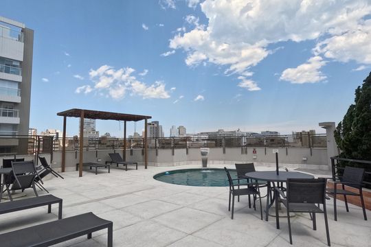 Área Comum - Piscina de apartamento para alugar com 1 quarto, 50m² em Gonzaga, Santos