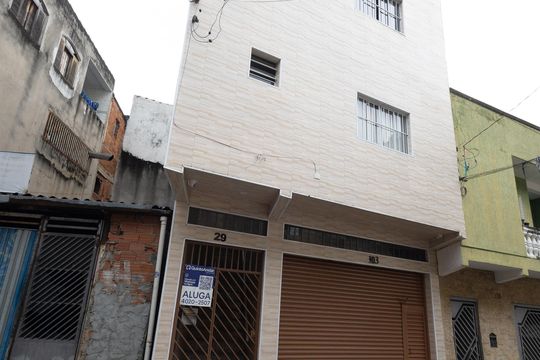 Fachada / Placa  de casa para alugar com 2 quartos, 94m² em Associacao Sobradinho, São Paulo