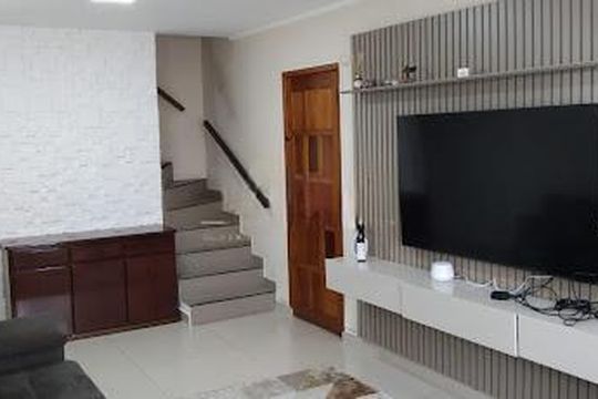 Casa à venda com 3 quartos, 179m² em Jardim das Flores, Osasco