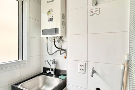 Área de Serviço de apartamento para alugar com 2 quartos, 42m² em Jardim Iris, São Paulo