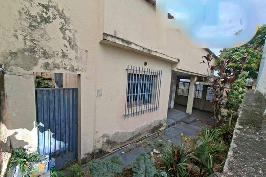 Casa à venda com 4 quartos, 153m² em Esplanada, Belo Horizonte