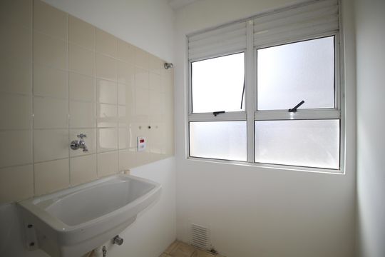 Área de Serviço de apartamento para alugar com 2 quartos, 61m² em Petrópolis, Porto Alegre