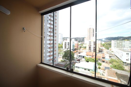 Sacada de apartamento para alugar com 2 quartos, 61m² em Petrópolis, Porto Alegre