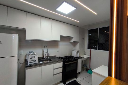 Cozinha de apartamento para alugar com 2 quartos, 48m² em São Damião, Belo Horizonte