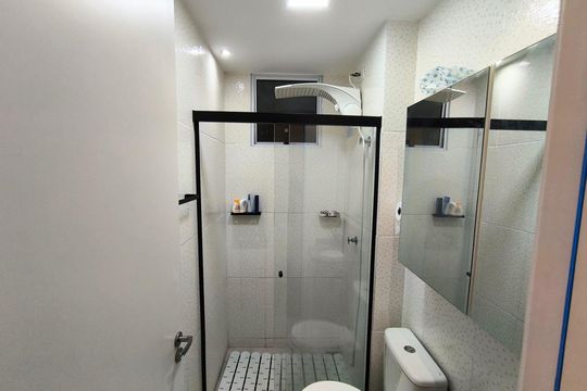 Banheiro de apartamento para alugar com 2 quartos, 48m² em São Damião, Belo Horizonte