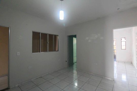 Sala 3 de casa à venda com 5 quartos, 150m² em Jardim Cotiana, São Paulo