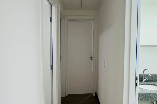 Corredor de apartamento para alugar com 3 quartos, 64m² em Botafogo, Campinas