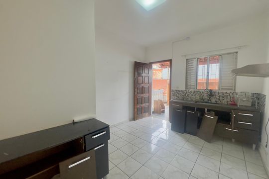 Cozinha de casa para alugar com 2 quartos, 90m² em Parque Santo Antonio, Guarulhos
