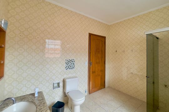 Banheiro de casa para alugar com 2 quartos, 90m² em Parque Santo Antonio, Guarulhos