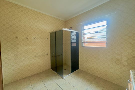 Banheiro de casa para alugar com 2 quartos, 90m² em Parque Santo Antonio, Guarulhos