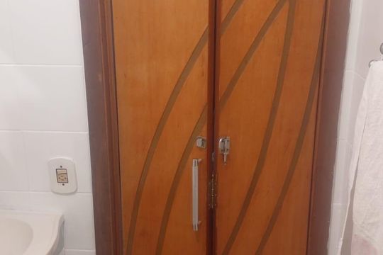 Banheiro de apartamento à venda com 2 quartos, 48m² em Baeta Neves, São Bernardo do Campo