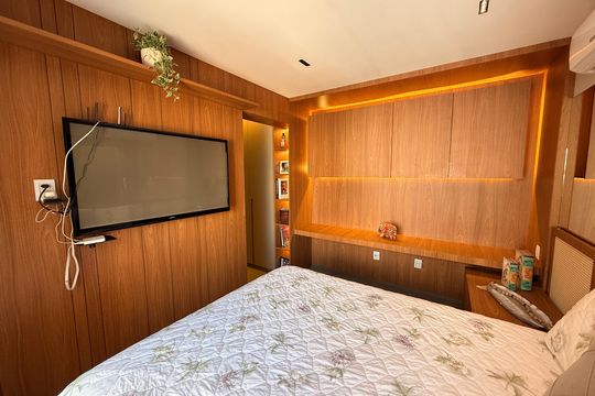 Suíte 3 de apartamento à venda com 3 quartos, 137m² em Setor Bueno, Goiânia