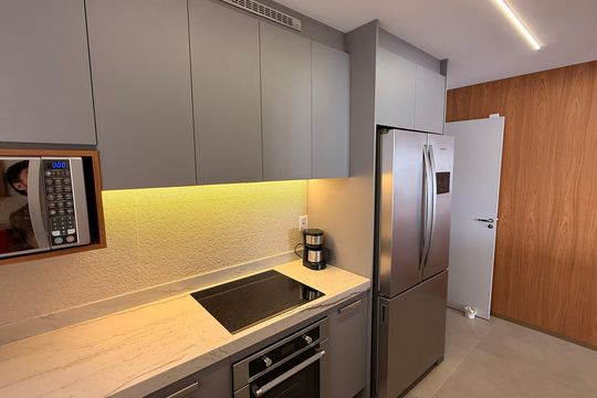 Cozinha de apartamento à venda com 3 quartos, 137m² em Setor Bueno, Goiânia