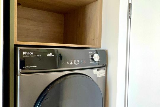 Cozinha de kitnet/studio para alugar com 1 quarto, 24m² em Pinheiros, São Paulo