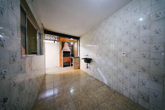 Área de Serviço de casa para alugar com 2 quartos, 80m² em Vila Ré, São Paulo