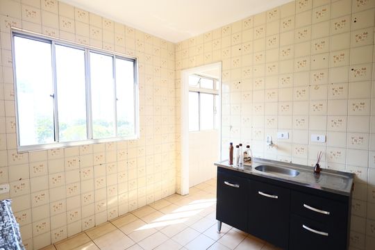 Cozinha e Área de Serviço de apartamento para alugar com 2 quartos, 68m² em Bussocaba, Osasco