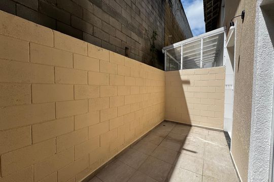 Quintal de casa de condomínio para alugar com 2 quartos, 50m² em Gramado, Cotia