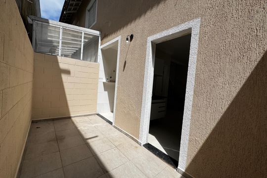 Quintal de casa de condomínio para alugar com 2 quartos, 50m² em Gramado, Cotia