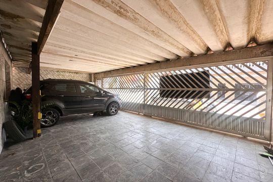 Garagem de casa à venda com 5 quartos, 300m² em Alvarenga, São Bernardo do Campo