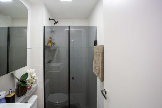 Banheiro de apartamento à venda com 2 quartos, 40m² em Jardim Concordia, Diadema