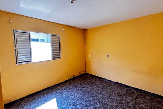 Quarto de casa para alugar com 1 quarto, 55m² em Jardim Utinga, Santo André