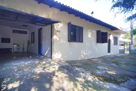 Quintal de casa para alugar com 3 quartos, 80m² em Jardim America, São Leopoldo