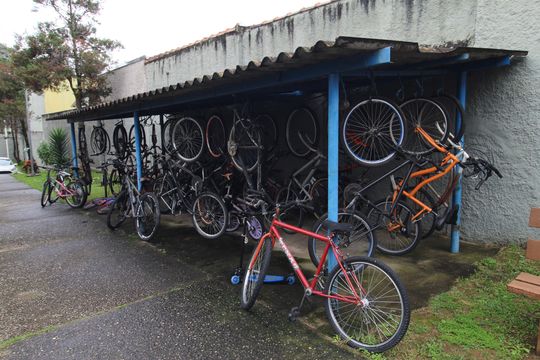 Área comum - Bicicletário de apartamento para alugar com 2 quartos, 48m² em Palmeiras de São José, São José dos Campos